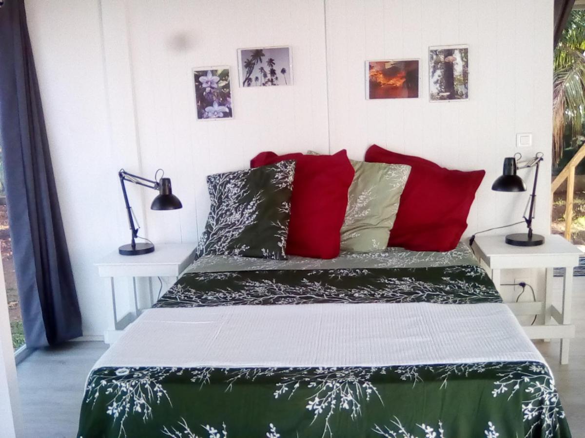 Bungalow Vue Lagon 180 Degre, La Maison Bleue モーレア島 エクステリア 写真